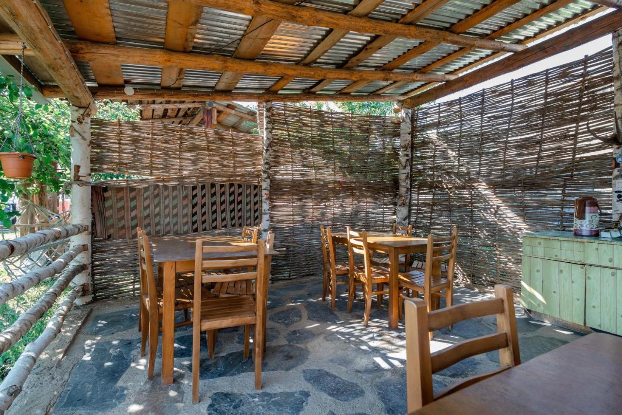 Guest House Old Omalo Exterior photo