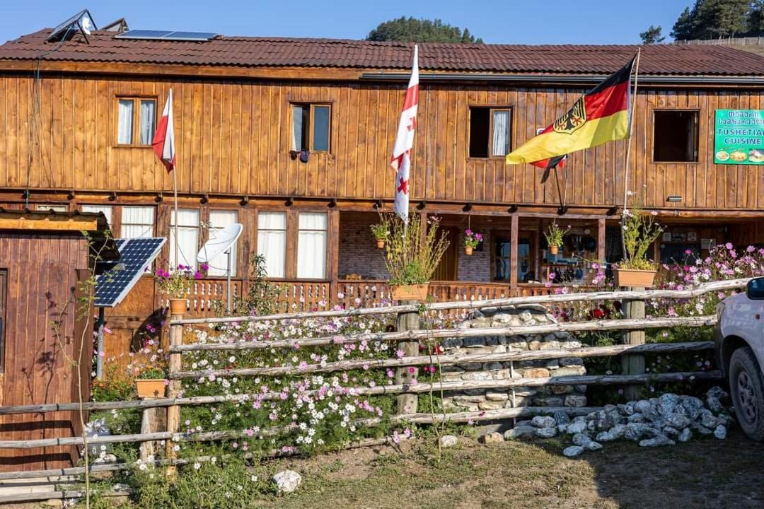 Guest House Old Omalo Exterior photo